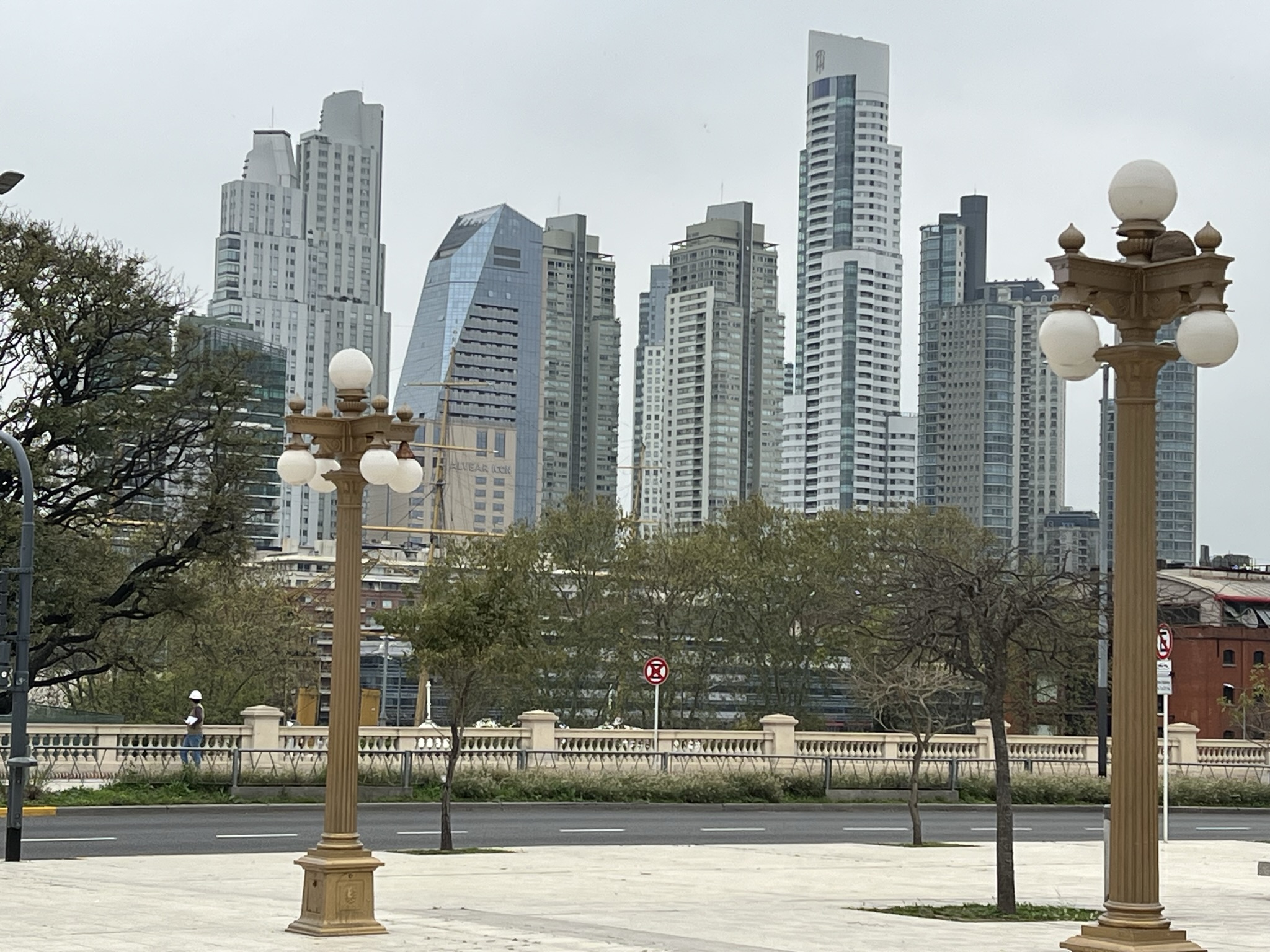 Förmiddagslur, gråväder och tangoshow