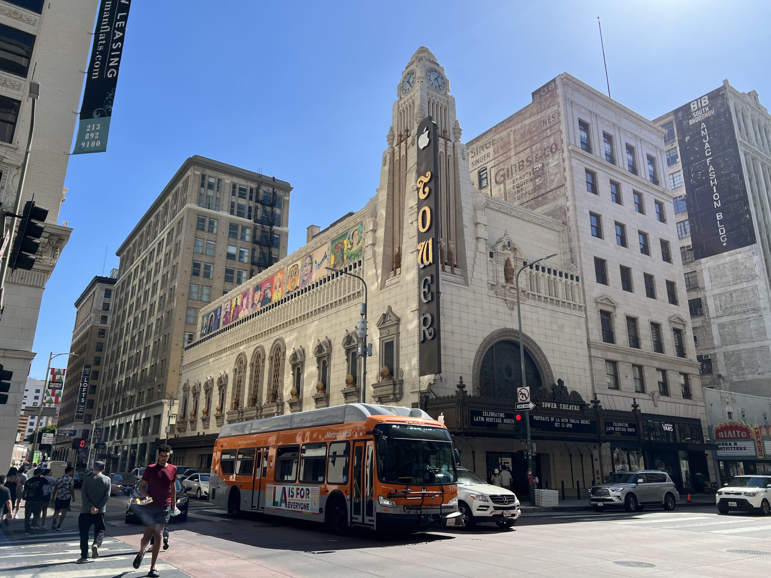 En stressande resa, en stor stad och en annorlunda bokhandel